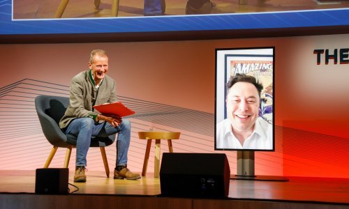 [FOTO] Suradnja žestokih konkurenata: Herbert Diess pozvao Elona Muska da održi predavanje za dvjestotinjak VW menadžera