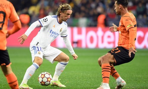 Nećete vjerovati što sve ugledni španjolski dnevnik piše o Luki Modriću, a oglasio se i hrvatski kapetan