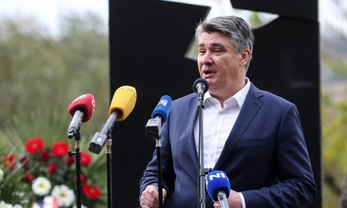 Milanović postavio ultimatum: Ili će Vlada vratiti umirovljenog zapovjednika na posao ili će on blokirati sva imenovanja