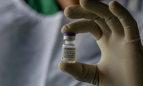 Rusi tvrde: Sputnjik V pruža 'snažnu' zaštitu protiv omikrona