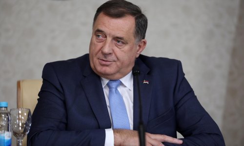 Analitičari: Dodik vodi politički, a ne ratni konflikt