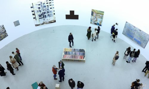 [FOTO, VIDEO] Otvoreno je 6. Bijenale slikarstva. Osim pregleda domaće scene, donosi nam i gostujuću izložbu irskih umjetnika