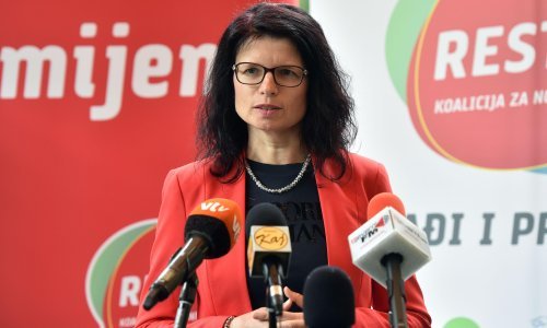 Andreja Marić: Želi se potezom pera bolnice oteti županijama