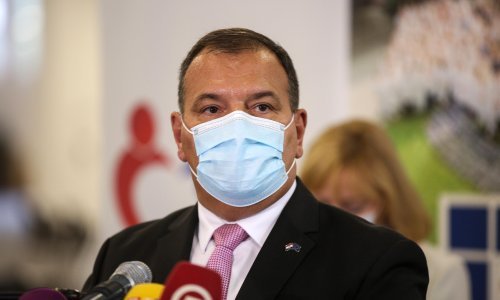 Iscurili detalji Beroševe reforme zdravstva: Ukidanje olakšice za mlade, na udaru i naknade za bolovanje