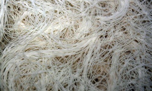 Oprez! Povlače se ovi instant rezanci zbog mogućih komadića stakla