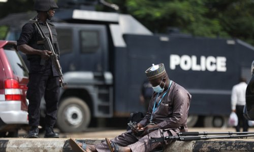 U požaru škole u Nigeru poginulo najmanje 24 učenika