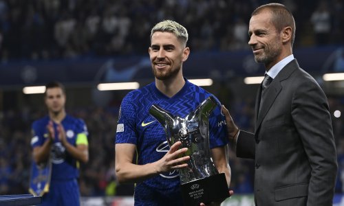 Kao tinejdžer otišao je iz rodnog Brazila i zaigrao za osrednji talijanski klub, ali nije prestao sanjati i sada je glavni kandidat za Zlatnu loptu