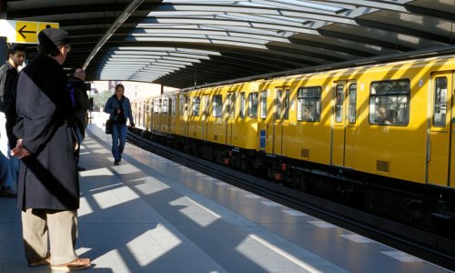 Greenpeace za radikalnu promjenu: Traže zabranu letova ako ih je moguće zamijeniti vožnjom vlakom kraćom od 6 sati