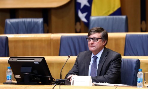 Izetbegović odbacuje Palmerove prijedloge a oporba ga optužuje da je nepodoban