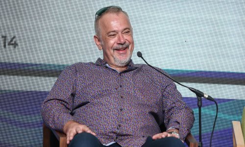Zoran Šprajc nasmijao sve: 'Vidim dosta su popularne seksi fotke iz garderobe pa reko imam i ja što pokazati'
