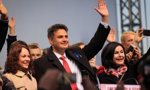 Stigla nova anketa: Mađarska oporba vodi ispred Orbanovog Fidesza