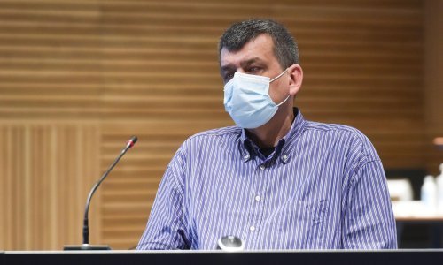 Epidemiolog Kaić objasnio: Nosim masku kako bih smanjio rizik da nekoga zarazim i baš me briga što netko kaže da se ne treba nositi