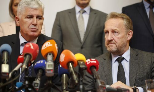 Počeli razgovori o izmjeni izbornog sustava u BiH: Čović očekuje dogovor do kraja godine, Izetbegović traži srednje rješenje