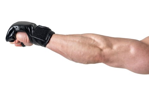 [VIDEO] Odmah na početku meča ispao je prava papčina, ali ga je samo par sekundi kasnije stigla karma; pretrpio je jedan od najbrutalnijih nokauta godine