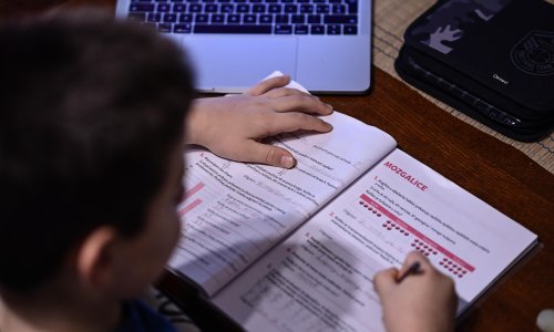 Zagrebački učenici vraćaju se u školske klupe u ponedjeljak