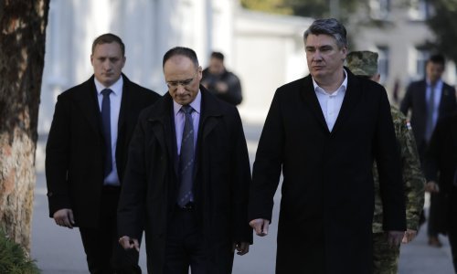 Milanović: Idem kod Svetog Oca za dva tjedna i strepim da Banožić i njegovu ostavku ne zatraži...Ja možda jesam za psihijatriju, ali za šefa klinike