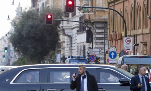 Biden s Macronom, ponašanje SAD-a u sporu oko podmornica nazvao 'nespretnim'