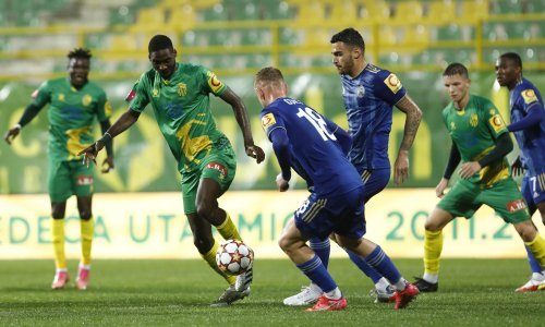 [VIDEO/FOTO] Istra 1961 srušila Lokomotivu; gosti si zabili autogol iz penala! Da, i to je moguće...