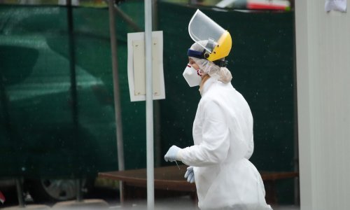 Objavljene službene brojke: U Hrvatskoj 5460 novozaraženih, a preminulo je čak 75 osoba