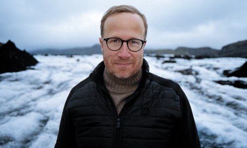 Odnedavno na hrvatskom jeziku: Bestseler islandskog pisca i redatelja Andri Snær Magnasona 'O vremenu i vodi'