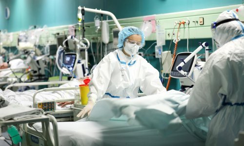 Oglasila se Klinika za infektivne bolesti: 'Preminula rodilja imala je 42 godine, umrla je zbog multiorganskog zatajenja'