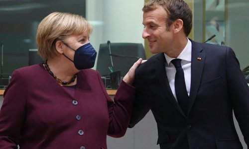 Merkel putuje u oproštajni posjet Francuskoj