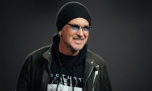 Zlatan Stipišić Gibonni: 'Načitao sam se kroz život različitih komentara na svoj račun i bio zbunjen sam sobom i svim onime što su imali reći o meni'