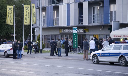 U Sesvetama pali sa zoljama i kilogramom 'trave'