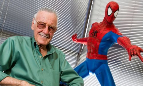 Rockmark je objavio prvu sveobuhvatnu biografiju Stana Leeja na hrvatskom jeziku