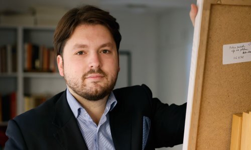 Luka Filipović jedan je od šestero unuka Josipa Vanište. Pripremio je knjigu 'Druga strana', koja upravo izlazi iz tiska i donosi uvid u nepoznati život velikog umjetnika