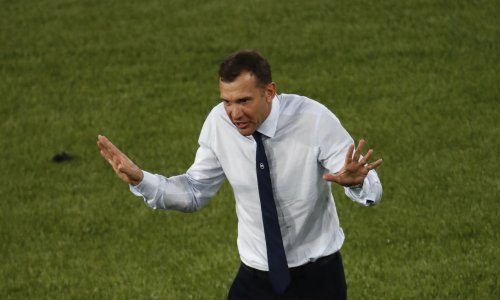 Milan Badelj i Adrian Šemper dobili su novog trenera, na klupu Genoe sjeda jedan od najvećih ukrajinskih nogometaša