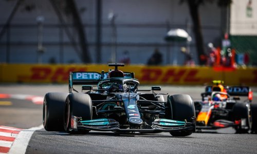 Nervoza u Mercedesu raste; razočarani Lewis Hamilton verbalno napao momčadskog kolegu zbog onoga što je napravio na startu utrke