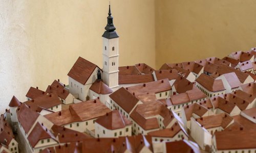 Ana Kutleša ima i više od deset godina rada u kulturi te ispunjen uvjet određen javnim natječajem za ravnatelja Muzeja Grada Zagreba