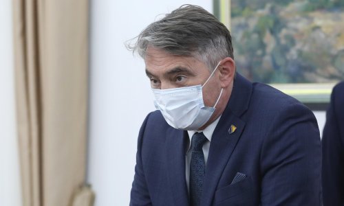 [VIDEO] Komšić naprasno prekinuo intervju jer novinar ne priznaje genocid u Srebrenici