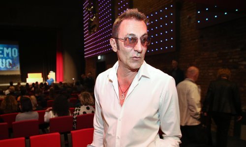 U moru u studenom: Branko Đurić Đuro ne mari za niske temperature, pao je kupanac