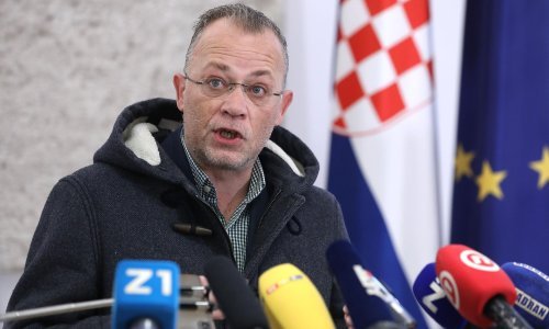 Saborska oporba smatra da o epidemiološkim mjerama treba odlučivati Sabor, a ne Stožer. Hasanbegović: Neću raditi ni online