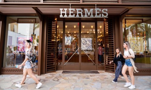 Evolucija Hermèsa: Za kultnu francusku modnu kuću pandemija kao da nije postojala, a tržište osvaja balansiranjem između tradicije i velikih poslovnih promjena