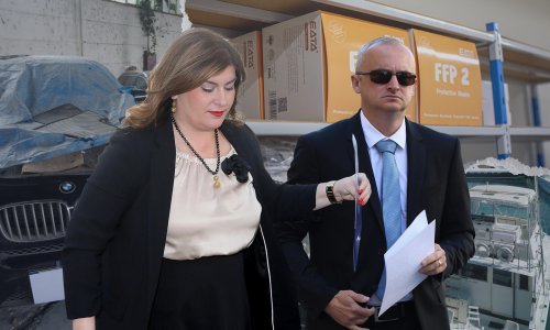 Plijenili luksuzne jedrilice i automobile, gonili kriminalce koji švercaju maske iz Kine, no kad je politika u pitanju, bave se samo Hrvatima: Koga to progoni famozno europsko tužiteljstvo?