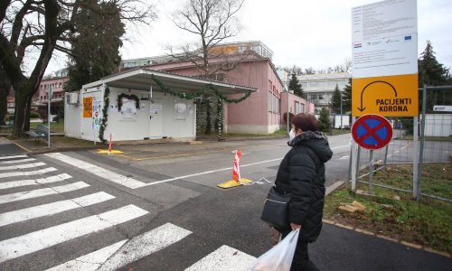 Dok po Zagrebu prosvjeduju i traže slobodu, na intenzivnoj jedinici infektivne klinike ostao je još samo jedan slobodan ležaj