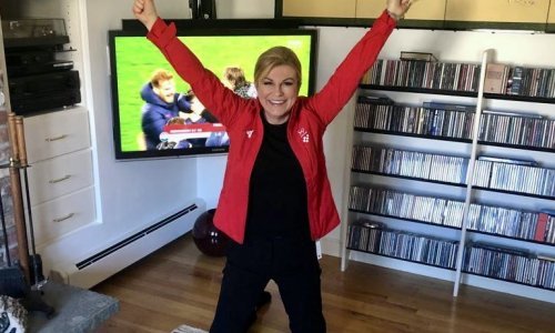 Kolinda Grabar Kitarović pobjedu nad Rusijom slavila klečeći pred televizorom: Idemo u Kataaaaar!!!