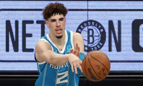 Momčad Michaela Jordana napravila iznenađenje i prekinula pobjednički niz Warriorsa; Bullsi oduševili u LA-ju