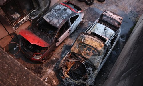 [FOTO/VIDEO] U Zagrebu izgorjela dva automobila