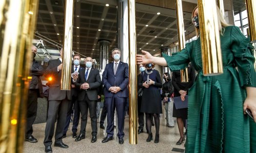 Otvorena je izložba 'Žrtva Vukovara 1991. u suvremenoj umjetnosti': Evo kako naši mladi umjetnici doživljavaju vukovarsku tragediju