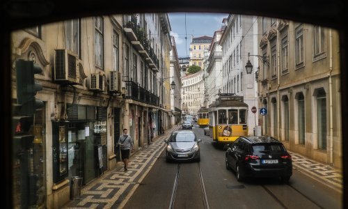 Portugal razmatra neke restrikcije zbog povećanja broja novozaraženih covidom