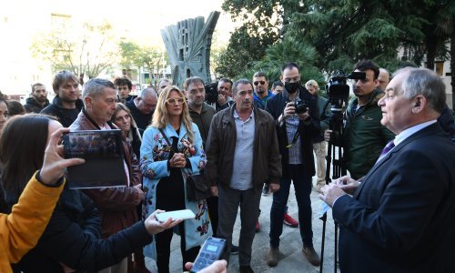 Prosvjednici pred Županijom u Splitu: Provođenje ovih mjera protuzakonito i protuustavno