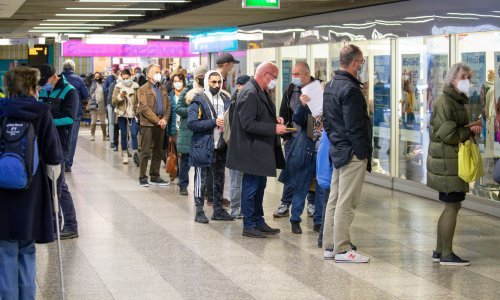 Njemačka prešla prag od 100.000 umrlih od covida; rekordan skok novozaraženih