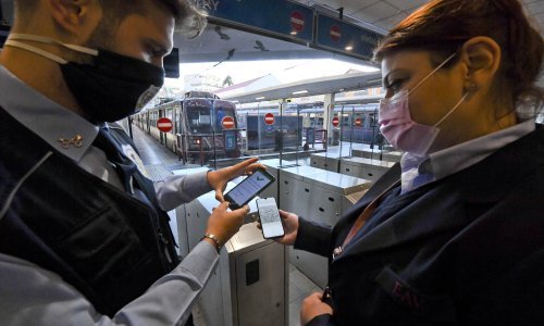 Je li 12 mjeseci predugo? Italija i Grčka žele skratiti vrijeme valjanosti covid potvrde