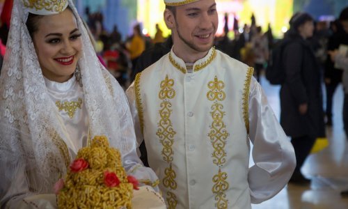 Ima ih tek 2000, na braniku su vanjskih granica EU-a, a svijet su zadužili kultnim akcijskim glumcem i nobelovcem za književnost. Doznajte tko su Lipka Tatari