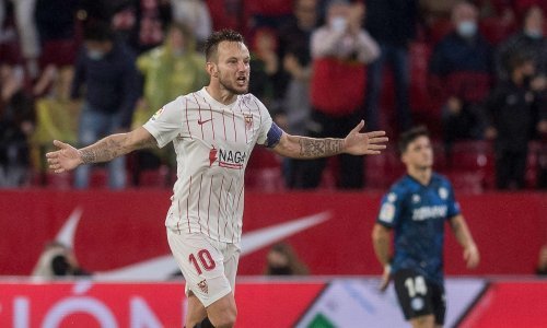 Ivan Rakitić u zadnjim trenucima utakmice spasio Sevillu koja se izjednačila na vrhu s Real Sociedadom