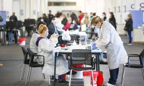 Slovenska vlada objavila: Posuđujemo Hrvatskoj 40.950 doza cjepiva Pfizer, moraju nam vratiti ih do kraja godine